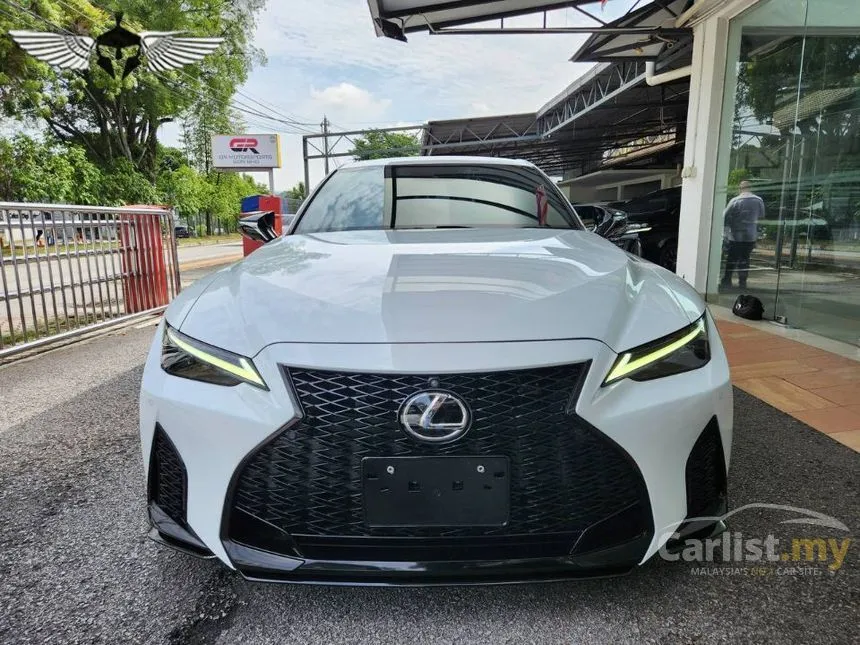 2023 Lexus IS 300 F Sport Sedan