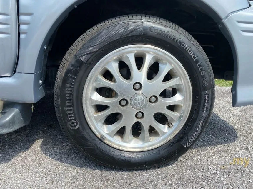 2003 Toyota Unser LGX MPV