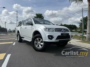 2014 Mitsubishi Triton 2.5 Dual Cab 4X4 Pickup