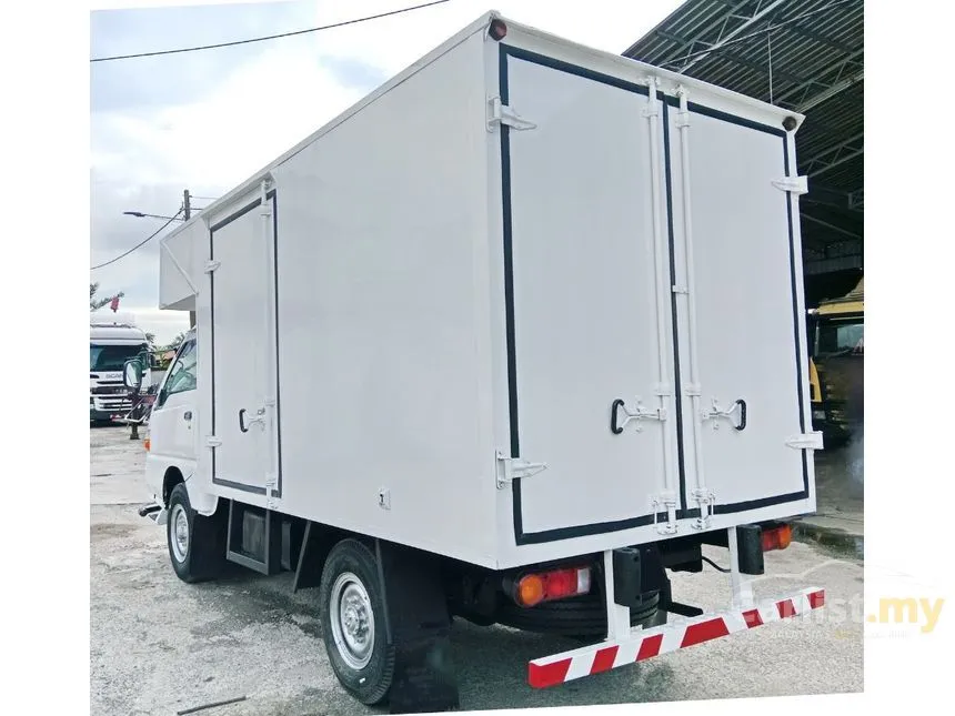 2015 Inokom Lorimas AU26 Box Van Lorry