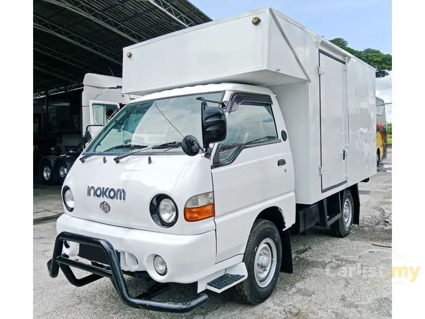 2015 Inokom Lorimas AU26 Box Van Lorry