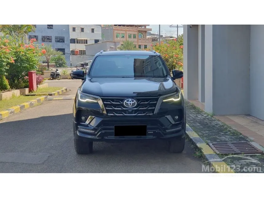 Jual Mobil Toyota Fortuner 2021 VRZ GR SPORT 4X2 2.4 di DKI Jakarta Automatic SUV Hitam Rp 475.000.000