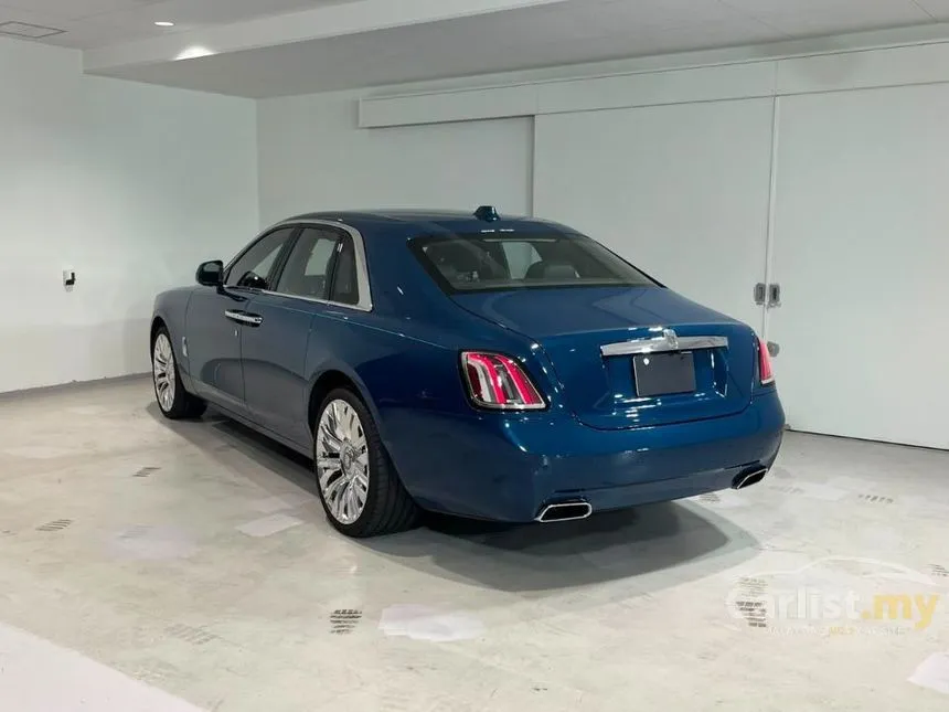 2025 Rolls-Royce Ghost Black Badge Sedan