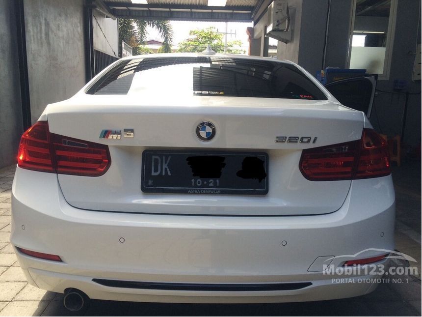 Jual Mobil BMW 320i 2014 Sport 2 0 di Bali Automatic Sedan Jual Mobil BMW 320i 2014 Sport 2 0 di Bali Automatic Sedan