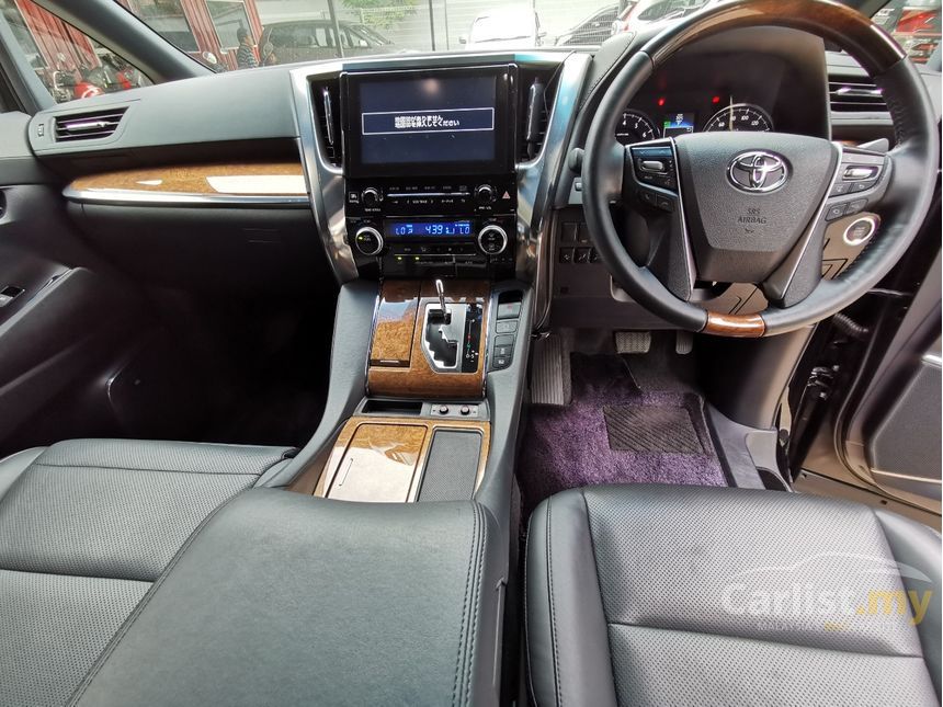 2016 Toyota Vellfire Executive Lounge MPV