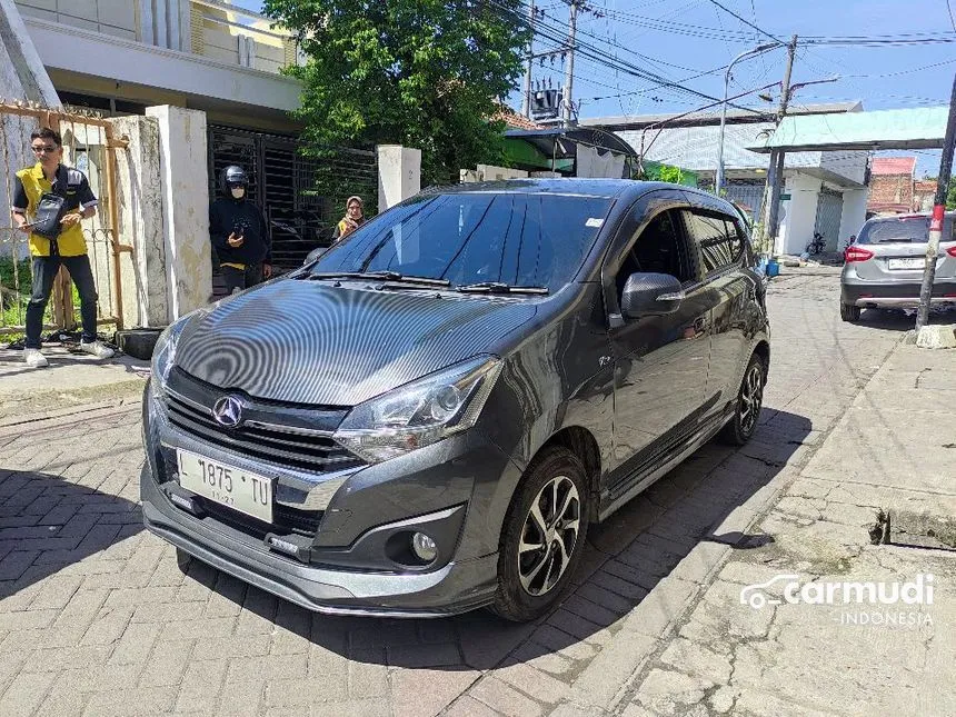 2017 Daihatsu Ayla R Hatchback