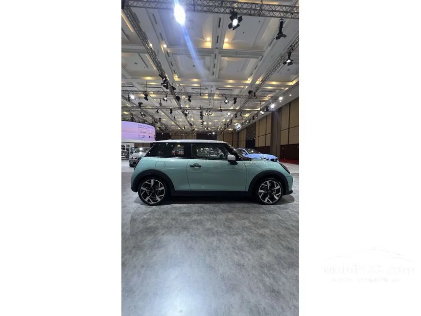 2025 MINI Cooper S 3 Door Hatchback
