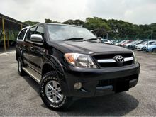 TOYOTA HILUX 2.5 G AUTO (A) 4X4 DOUBLE CAB WELL CONDITION NON OFF ROAD TIPTOP