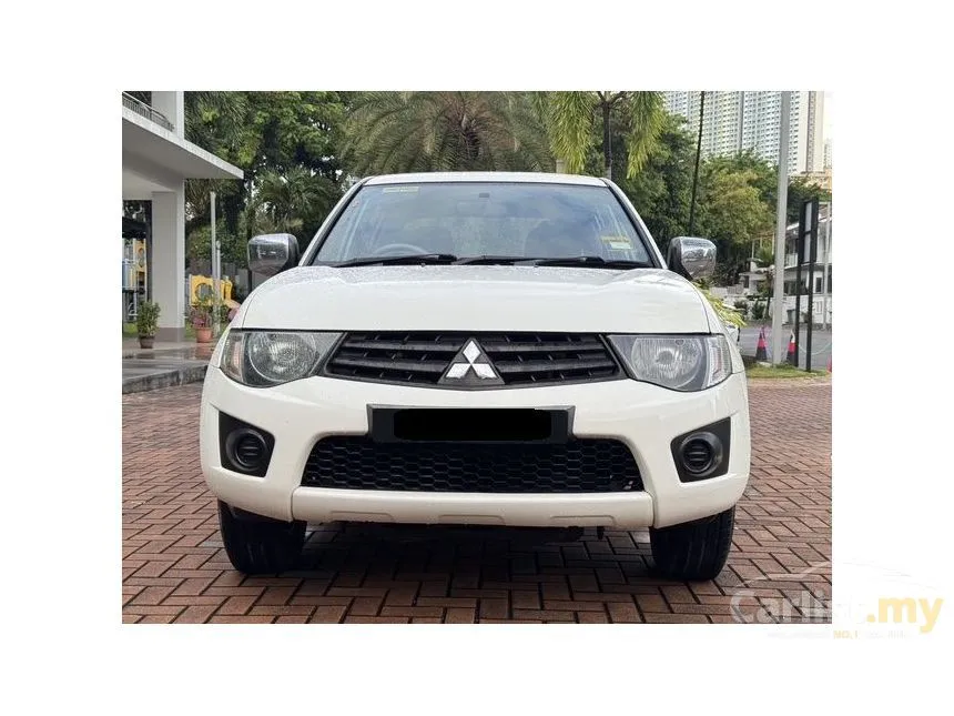 2012 Mitsubishi Triton Lite Dual Cab Turbo 4X2 Pickup