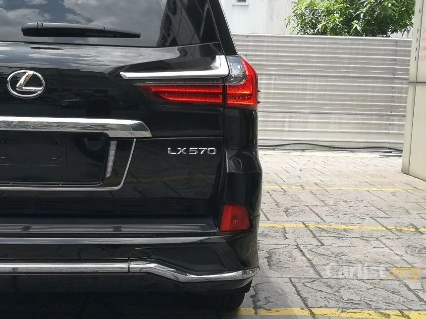 Recon 2018 Lexus LX570 5.7 SUV, 8 SEATERS, TRD BODYKITS, MARK LEVINSON