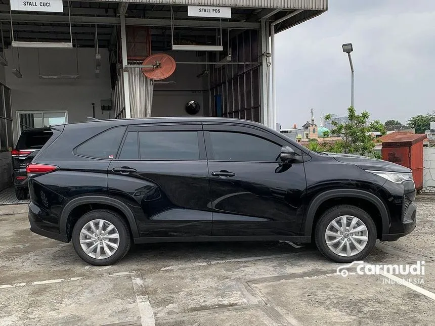 2024 Toyota Kijang Innova Zenix V Wagon