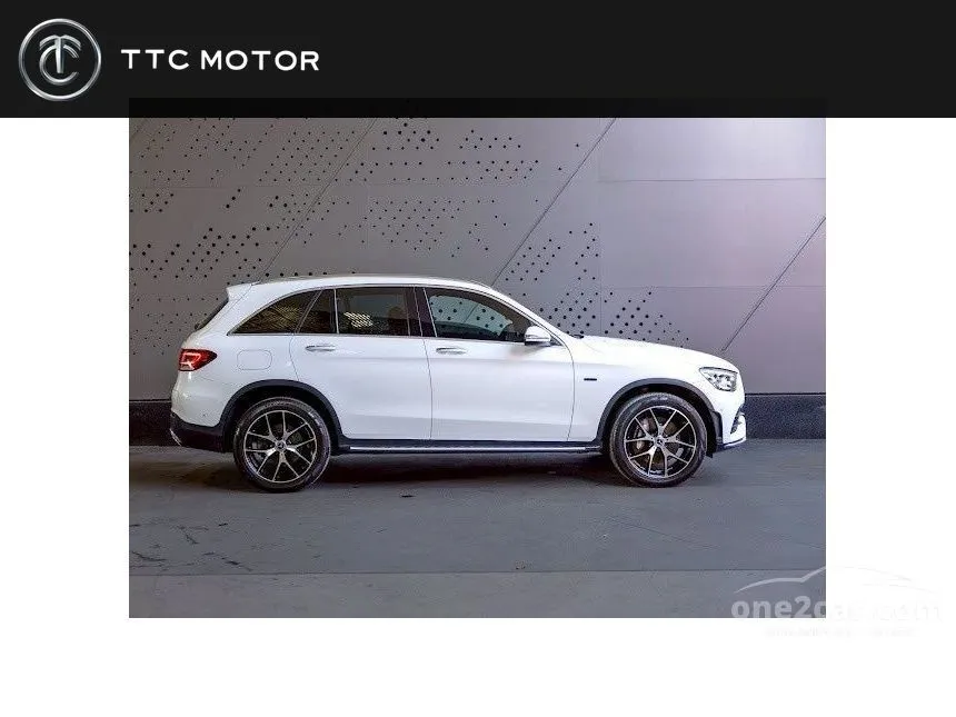 2021 Mercedes-Benz GLC300 e 4MATIC AMG Dynamic SUV