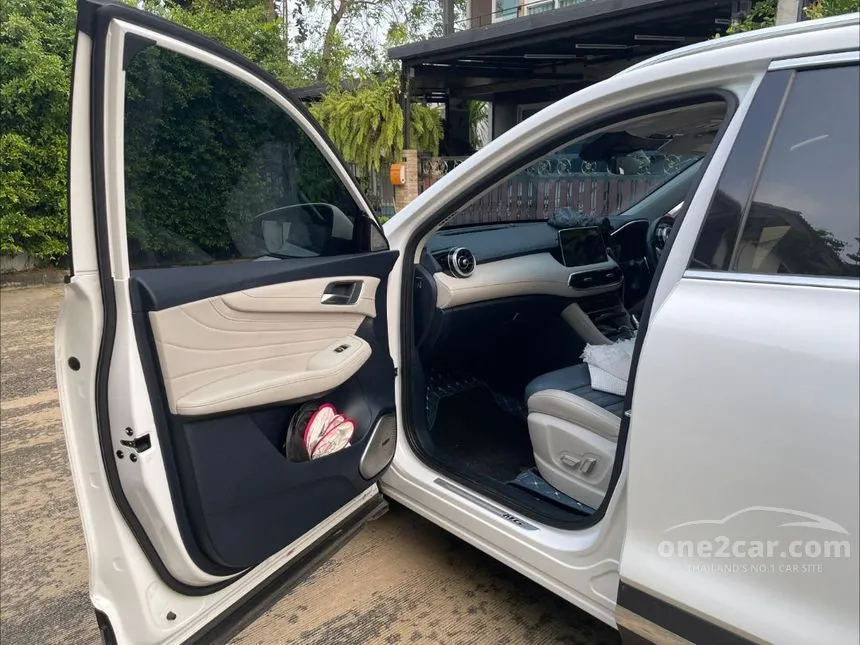 2024 MG HS PHEV X SUV