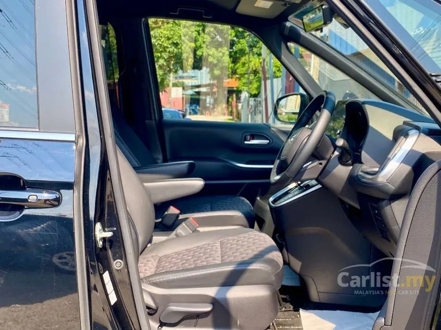 2022 Toyota Voxy S-Z MPV
