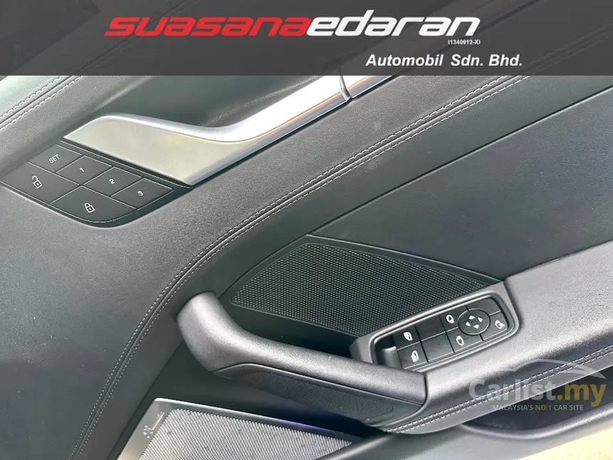 2022 Porsche 911 Turbo S Coupe