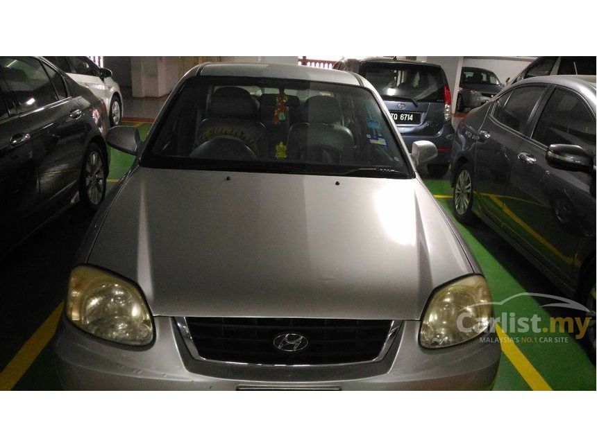 2005 Hyundai Accent L Sedan