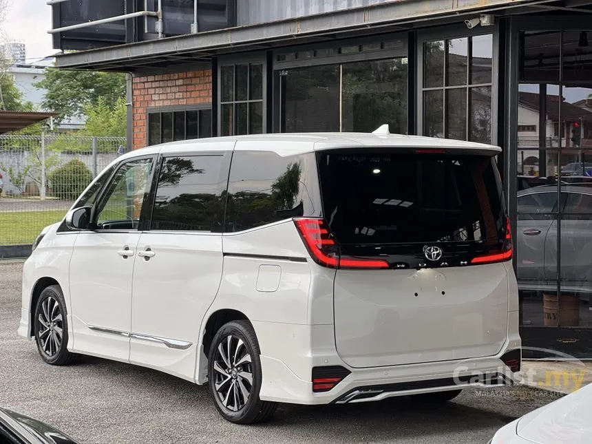 2022 Toyota Noah S-Z MPV