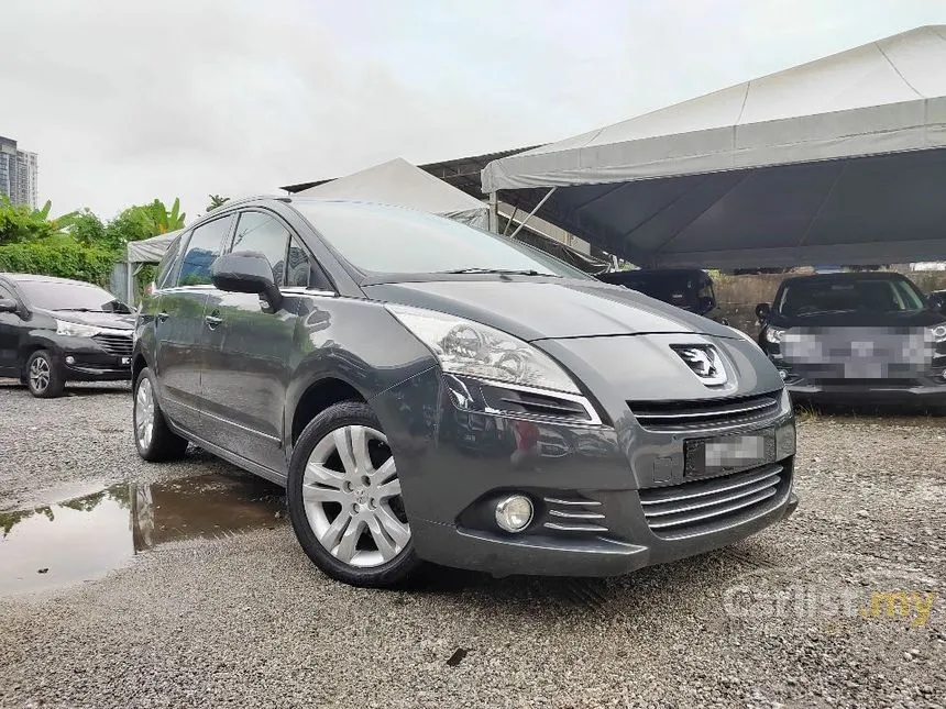 2013 Peugeot 5008 MPV
