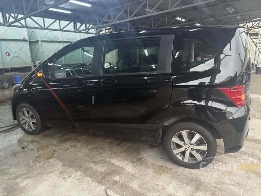 2010 Honda Freed E MPV