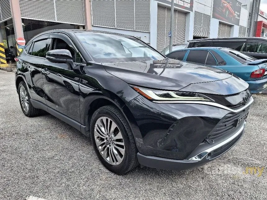 2021 Toyota Harrier Luxury SUV