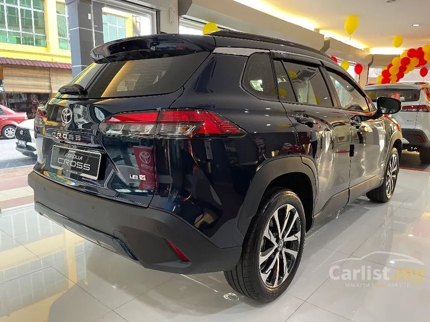 2024 Toyota Corolla Cross V SUV