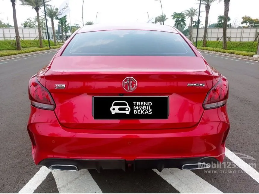 2022 MG 5 GT Magnify Sedan