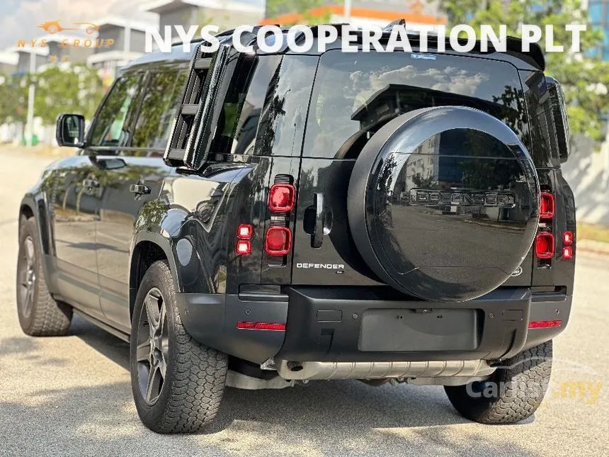 2024 Land Rover Defender 110 P300 SE SUV