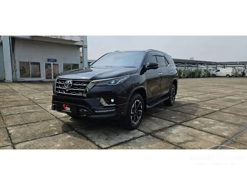 2022 Toyota Fortuner GR Sport 4X2 SUV