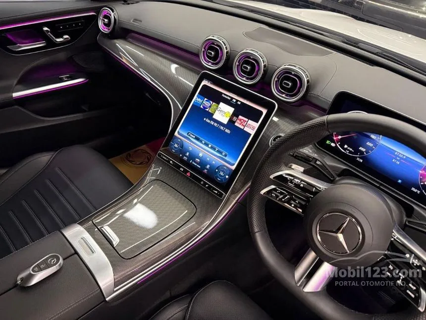 2023 Mercedes-Benz C300 AMG Line Sedan
