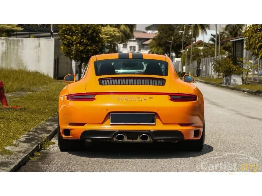 2016 Porsche 911 Carrera Coupe