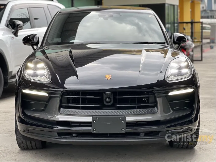 2023 Porsche Macan SUV