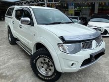 2011 Mitsubishi Triton 2.5 Pickup Truck 4X4 2012