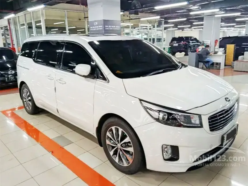 Jual Mobil KIA Grand Sedona 2018 (Petrol) 3.3 di DKI Jakarta Automatic MPV Putih Rp 270.000.000