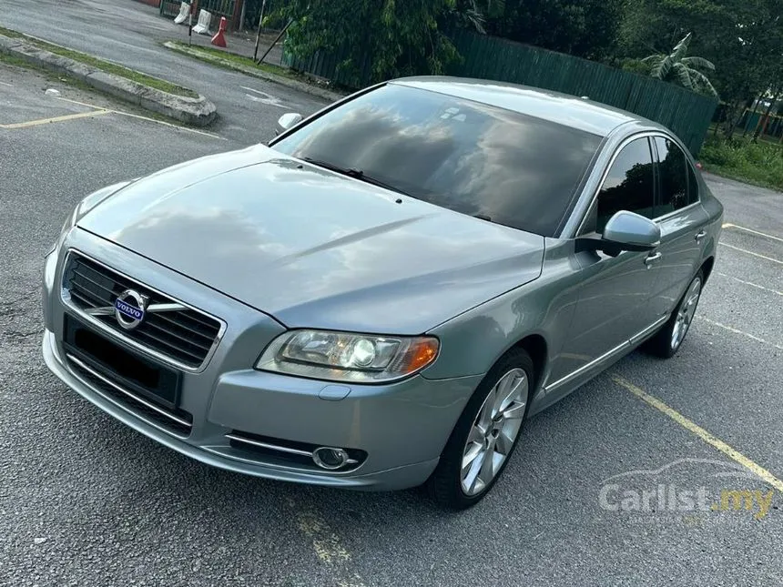 2012 Volvo S80 T5 Exclusive Sedan