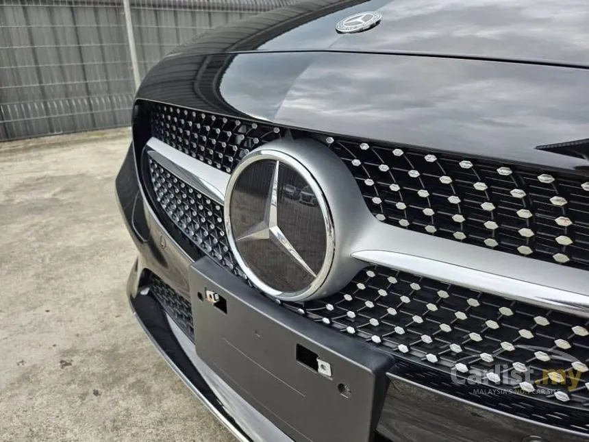 2019 Mercedes-Benz C180 AMG Sedan