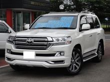2017 Toyota Land Cruiser 4.6 ZX FULL SPEC REAR MONITOR MODELLISTA BODY KIT Pre-ORDER