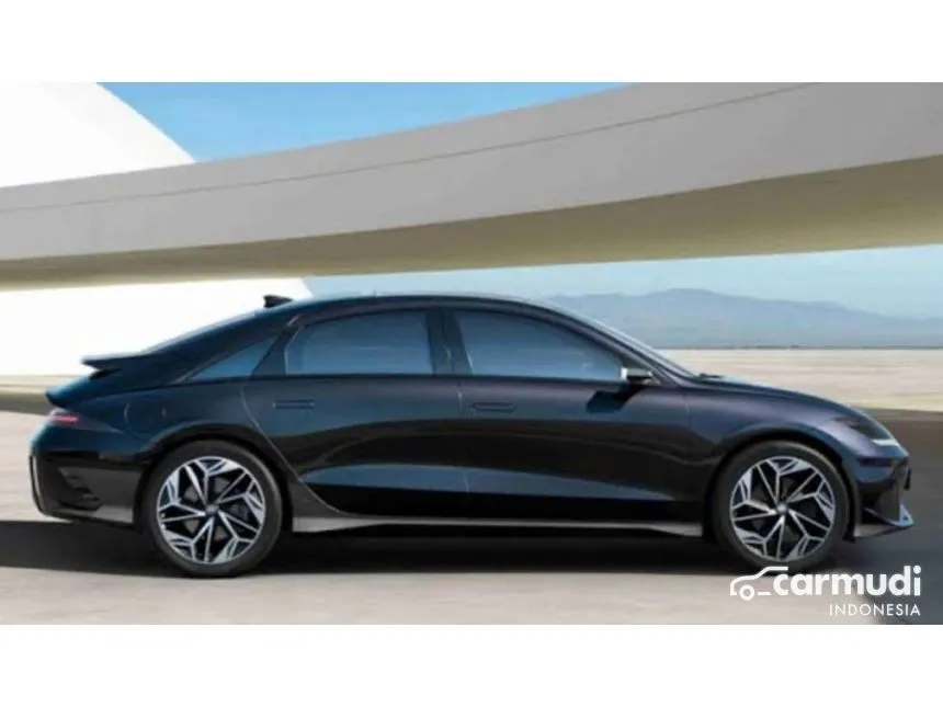 2023 Hyundai IONIQ 6 Signature Long Range Sedan