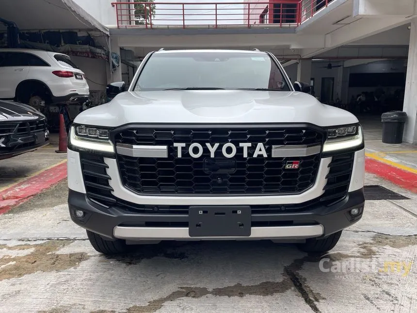 2022 Toyota Land Cruiser J300 GR Sport SUV