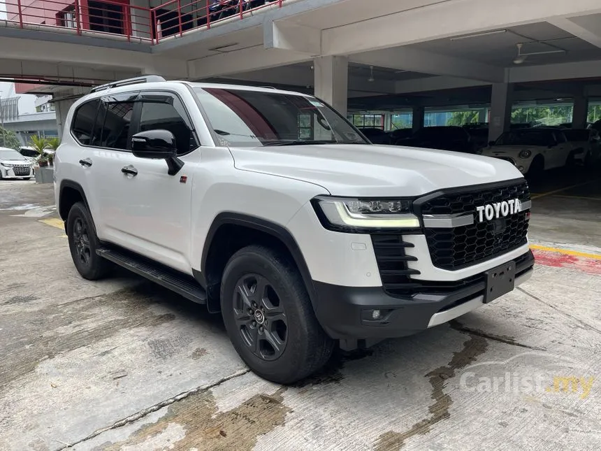 2022 Toyota Land Cruiser J300 GR Sport SUV