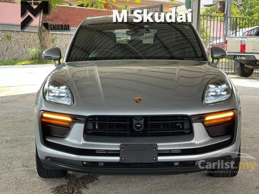 2022 Porsche Macan SUV