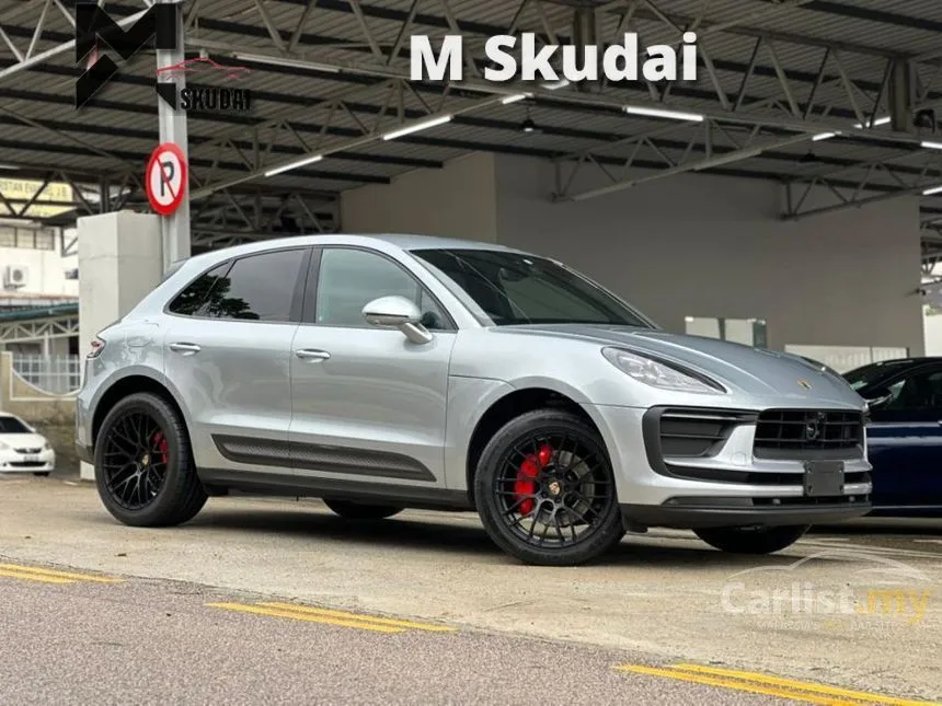 2022 Porsche Macan SUV