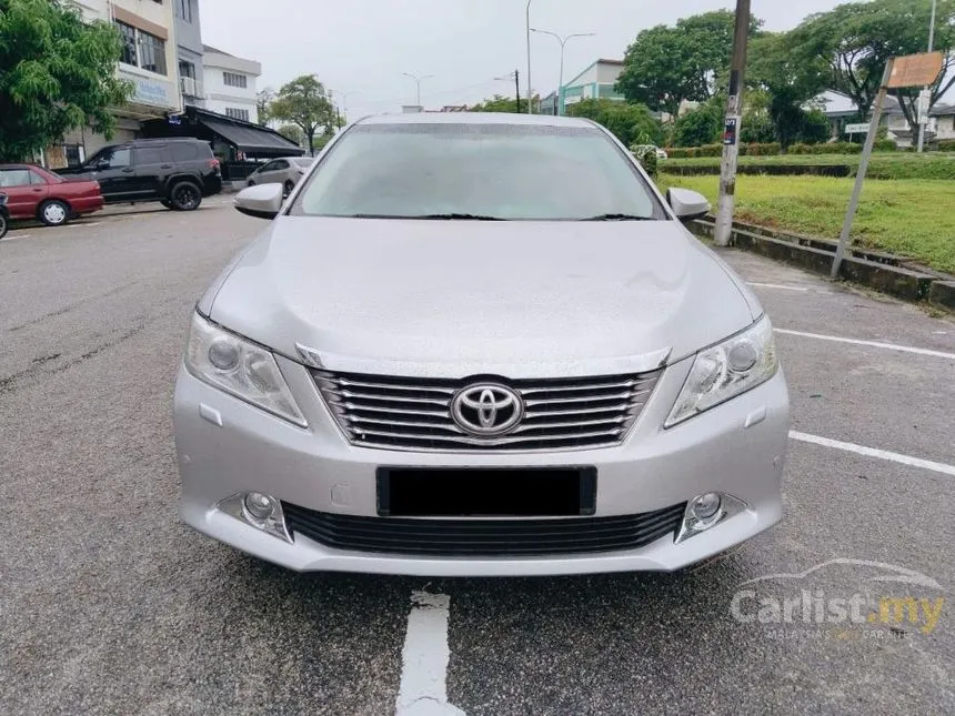 2012 Toyota Camry V Sedan