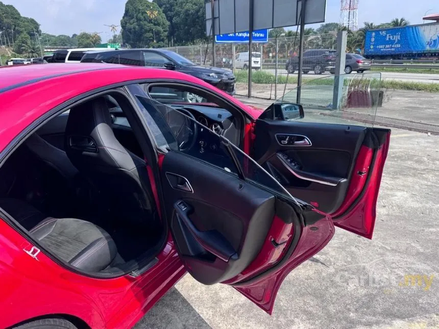 2018 Mercedes-Benz CLA250 4MATIC Coupe