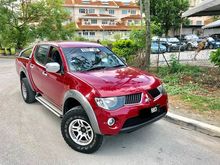 2010 Mitsubishi Triton 2.5 FACELIFT FULL LOAN BOLEH FREE 1 YEAR WARRANTY ENJIN & GEAR BOX