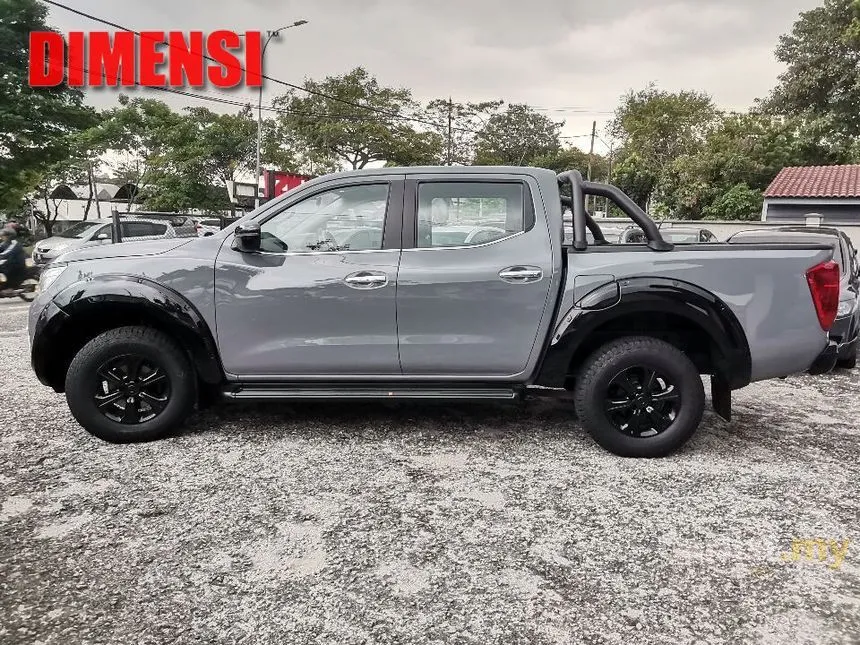 2018 Nissan Navara NP300 SE Dual Cab Pickup Truck