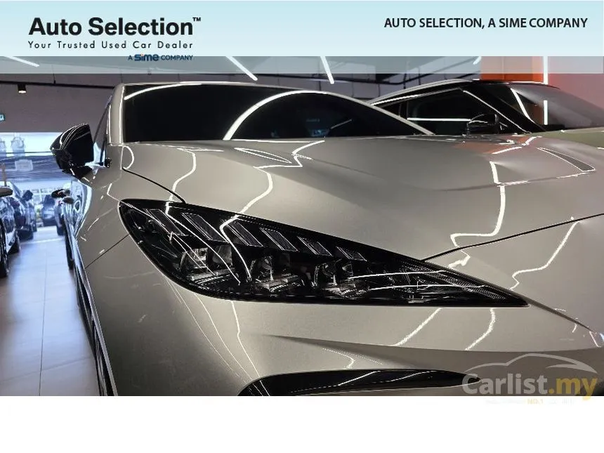 2024 MG 4 Lux Hatchback