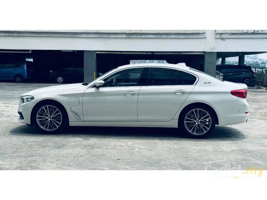 2019 BMW 530e M Sport Sedan