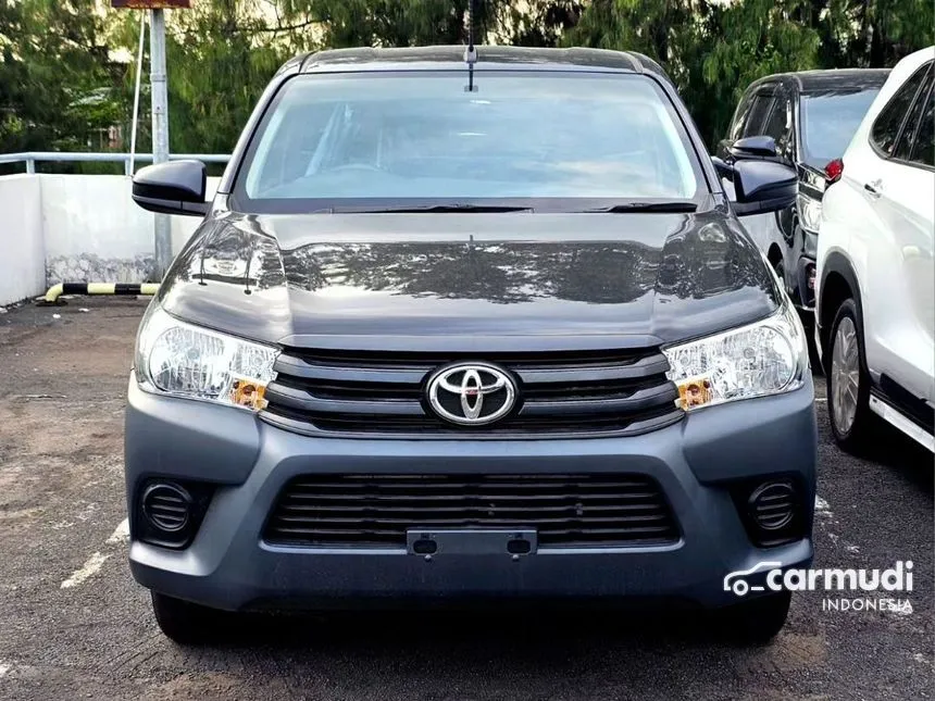 Jual Mobil Toyota Hilux 2024 Single Cab 2.4 di Bali Manual Pick