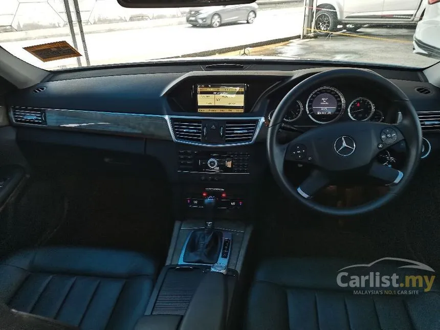 2011 Mercedes-Benz E200 CGI Sedan