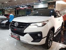 2018 Toyota Fortuner 2.4 TRD Diesel AT Plat D Km 2800 PUTIH